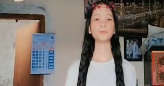Video Wanita Ungkap Kisahnya Tidak Potong Rambut Selama 19 Tahun Sejak Lahir