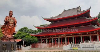 Ganjar Pranowo Ikut Meriahkan Festival Cheng Ho 2022 di Kelenteng Sam Poo Kong