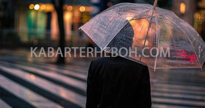 Warga China Kaget dengan Hujan Cacing yang tiba tiba Melanda Ibu Kota