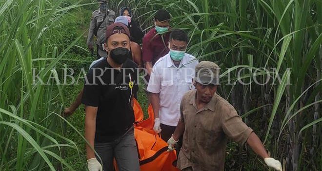 Identitas mayat perempuan dan bayinya yang ada di kebun tebu Kabupaten Kediri kini berhasil terungkap Korban warga Desa Sukoharjo.