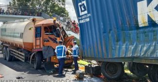 Kecelakaan Truk Dengan Truk di Tol Belmera Medan, 1 Orang Tewas